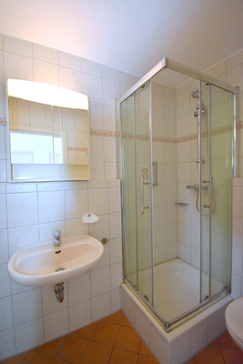 Einliegerwohnung UG Duschbad