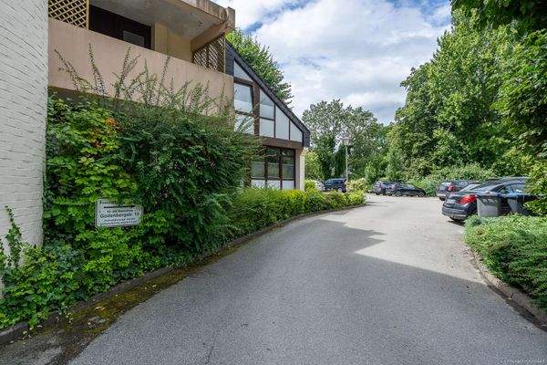 Zufahrt zu den Parkplätzen