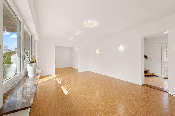 Wohn- und Essbereich EG