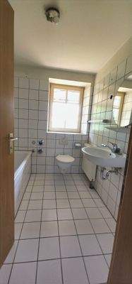 3.Wohnung frei Ansicht Bad/WC