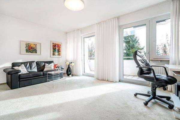 4 Schlafzimmer mit Balkonzugang