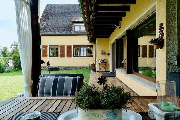 Aussenansicht4|Terrasse m. Freisitz