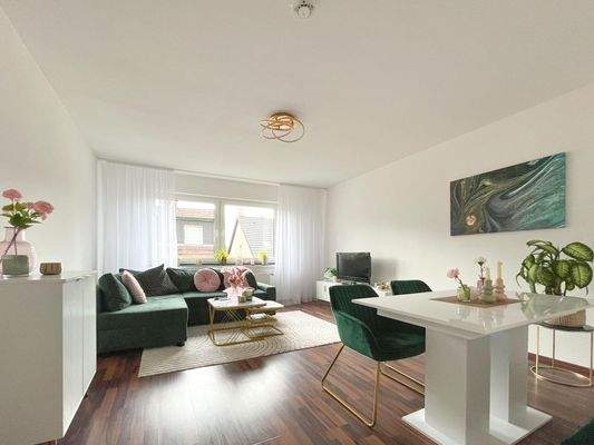 Wohn- und Essbereich 3.OG links