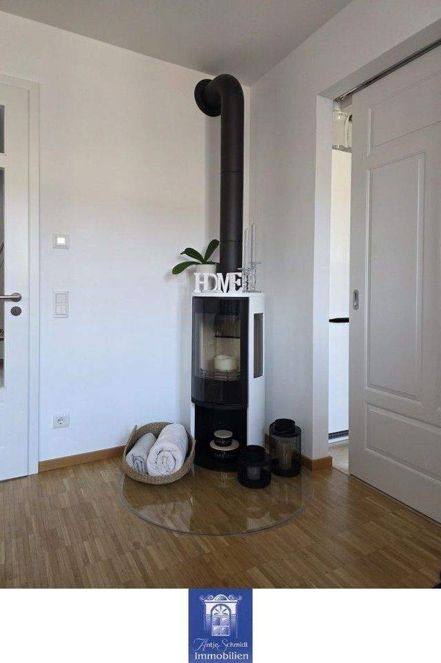 Exklusive Wohnung am Neumarkt! Große Dachterrasse, traumhafter Blick, Kamin, Lift! - Foto 1