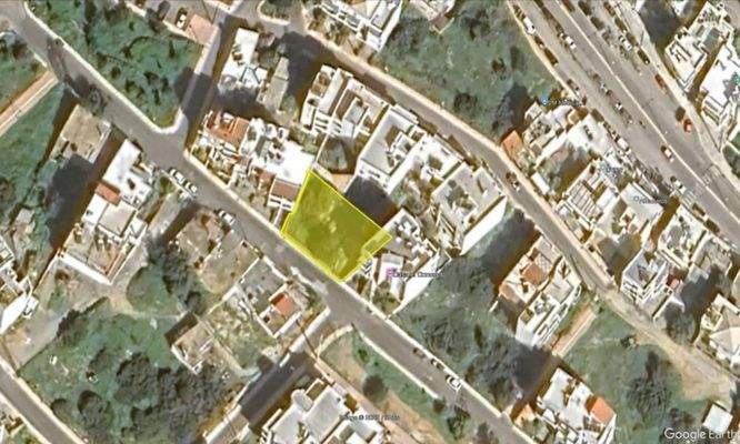 Kreta, Agios Nikolaos: Baugrundstück mit Meerblick im Ort zu verkaufen