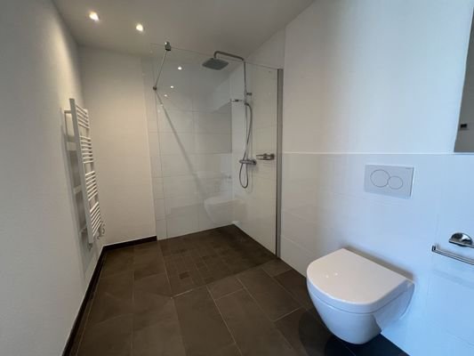 Wohnung-Wetzlar-Bahnhofstraße 14a-WE70A-Bad (2)