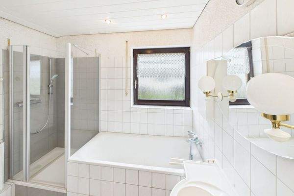 Badezimmer 1. Obergeschoss