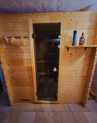 Sauna im Kellergeschoss.png