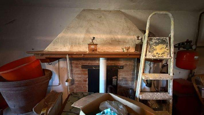 F1213507-4C9C-4CA8-B3B3-FA1D429C6D74_1_102_a