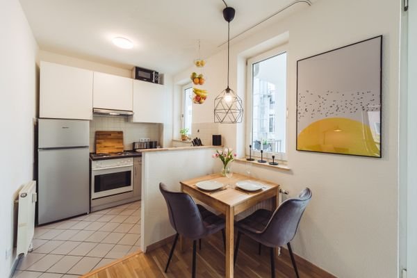 living room/ kitchen