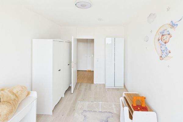 Kinderzimmer - aufgeräumt mit KI