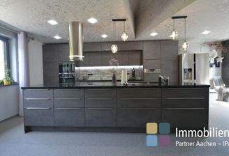 WE 1 Eine hochwertige EBK kann gegen Aufpreis im Objekt verbleiben