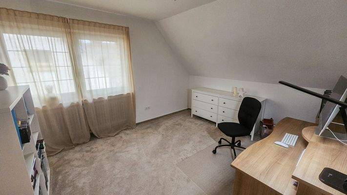 Arbeitszimmer OG