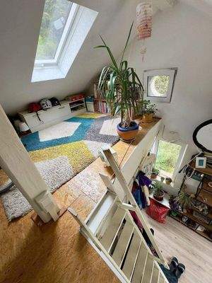 W 3.OG-li Galerei mit Treppe.jpg