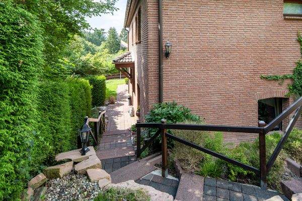 Verbindung EG und OG außen