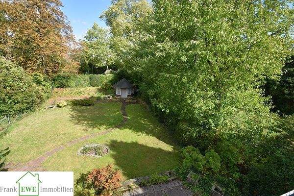 Blick von Dachterrasse, Einfamilienhaus mit Garage zum Kauf in Düsseldorf Urdenbach, Frank Ewe Immobilienmakler