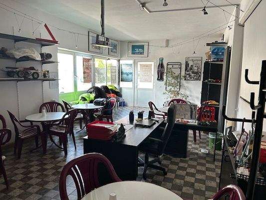 Fahrschule EG rechts