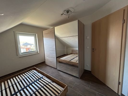 Schlafzimmer- DG.jpg