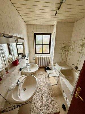 Badezimmer im OG