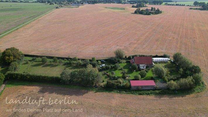 Das Grundstück nach Osten.jpg