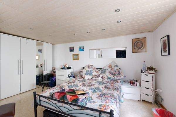 Schlafzimmer 1OG 31