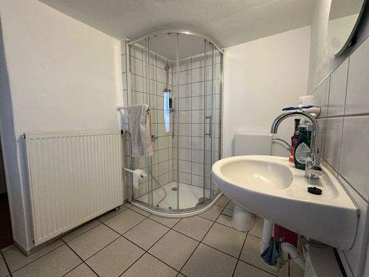 13 bad-doppelhaushaelfte-hilkerode-rkm-immobilienkontor.jpg