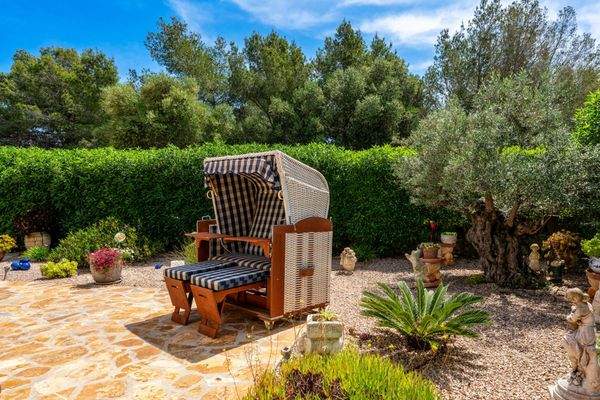 c7100d25-c325-414f-a653-b0c51f0198d3