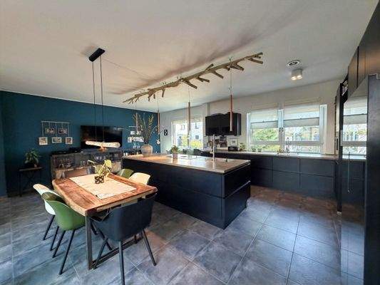 Wohn/ Essbereich Bild 1