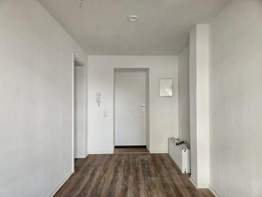 Flur, Wohnungstür.jpg