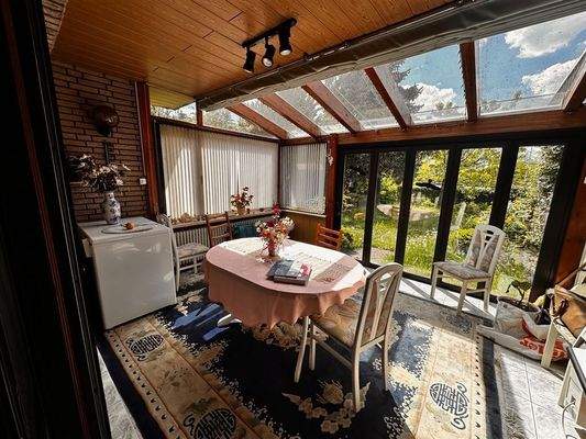 überdachte Terrasse