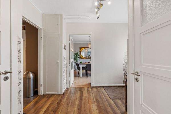 Erdgeschosswohnung Diele