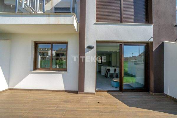 Stylish Flats with Impressive Views in San Pedro del Pinatar