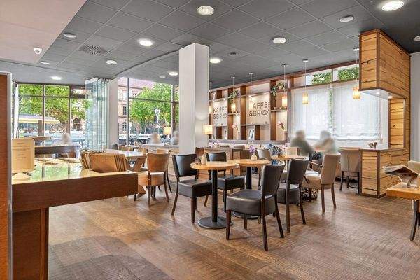 Gewerbeeinheit Sitzplätze