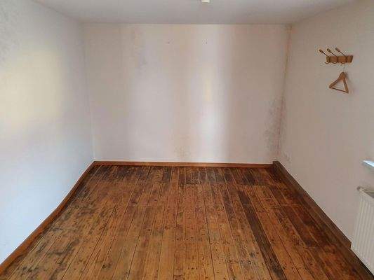 Schlafzimmer Nr. 2, OG