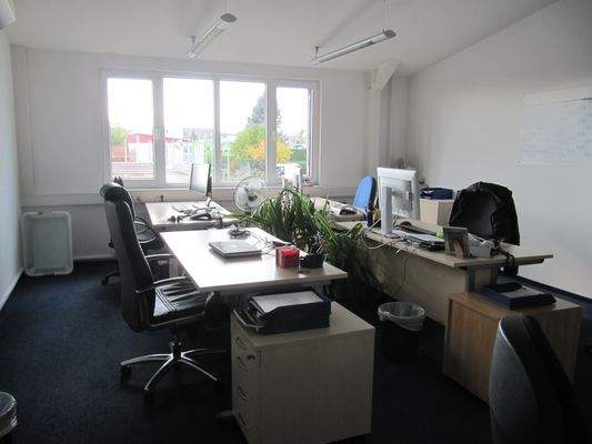 Büro (5).JPG