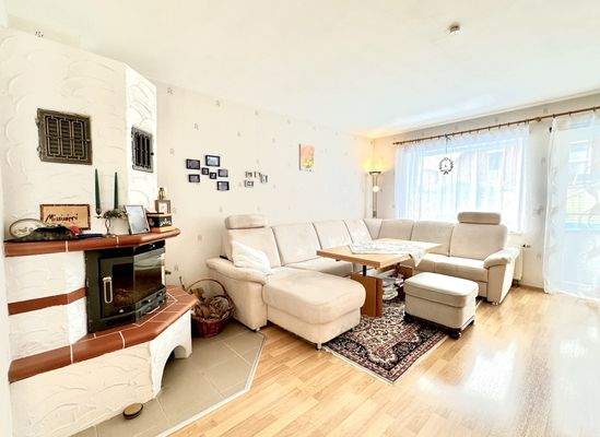 Wohnzimmer mit Kamin