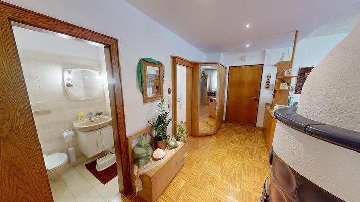 Leifers-Laives-4-Zimmer-Wohnung-quadrilocale-Leifers-Zentrum-Laives-Centro-mit-Garten-con-giardino-zwei-Stöcke-due-piani-Balkon-balcone-Bozen-Umgebung-bolzano-verkaufen-vendesi