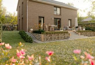 ext_ma_aura_158_modern_gardenview_klinker_2026.png