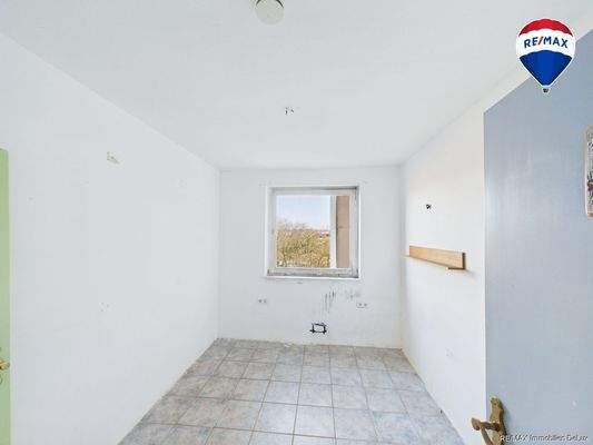 CAM01722G0-PR0044-STILL007