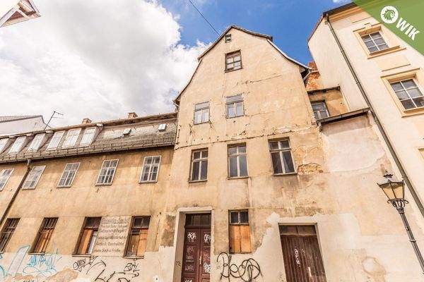 DAS ÄLTESTE HAUS...