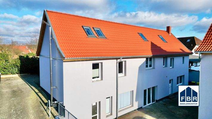 Wohnhaus hinten