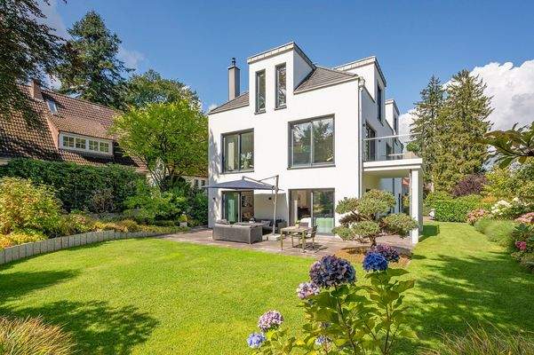 Südansicht der Immobilie