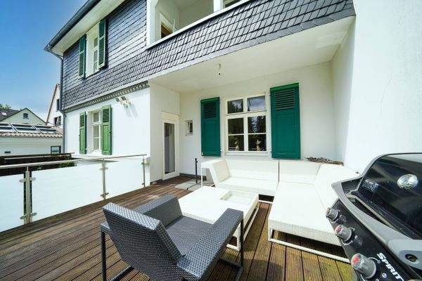 Sonnenterrasse im EG