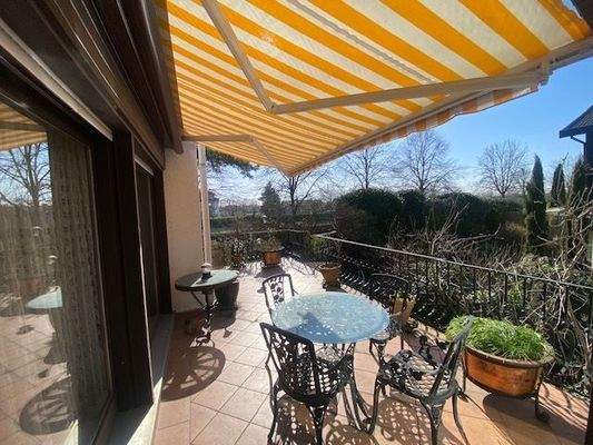 Terrasse Gartenseite EG