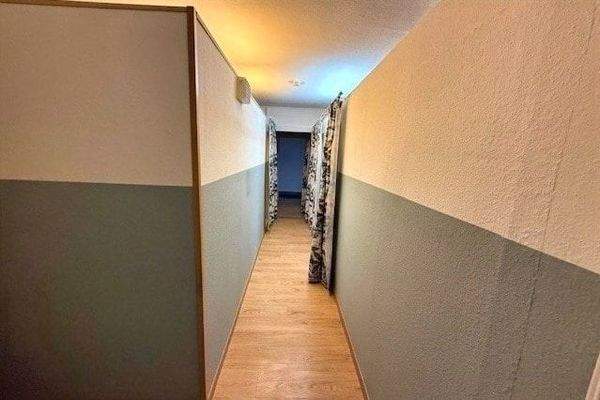 Flur zu den Behandlungsräumen