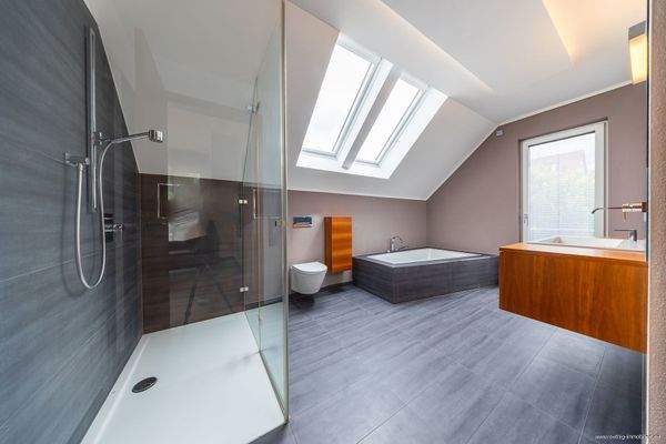 exklusives Masterbadezimmer