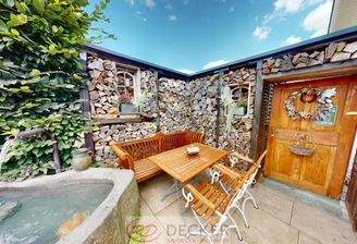 Gartenecke mit Brunnen