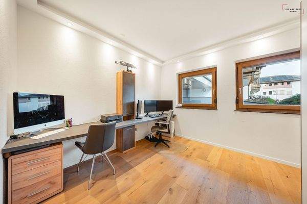 Die_Maklerei_Itter-Büro/Kinderzimmer