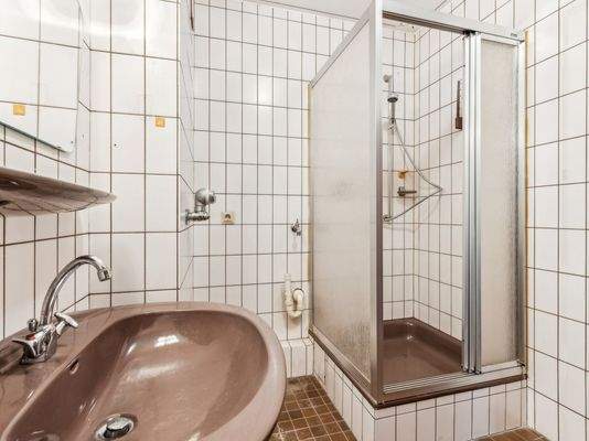 Badezimmer Ansicht II