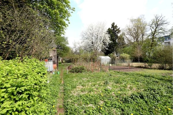 großer Garten